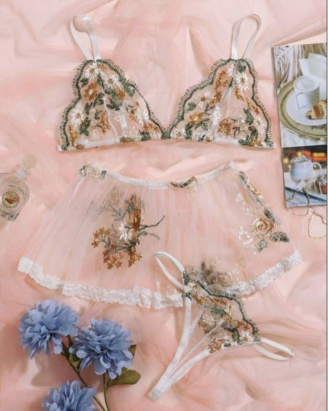 Isla Three Piece Lingerie Set - Sinderella