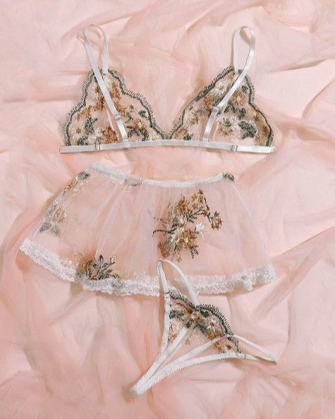 Isla Three Piece Lingerie Set - Sinderella