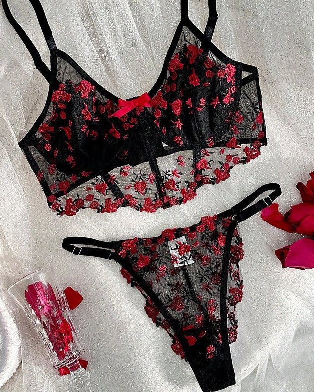 Make Him Look Twice In Lace – 2 Piece Set with Panty