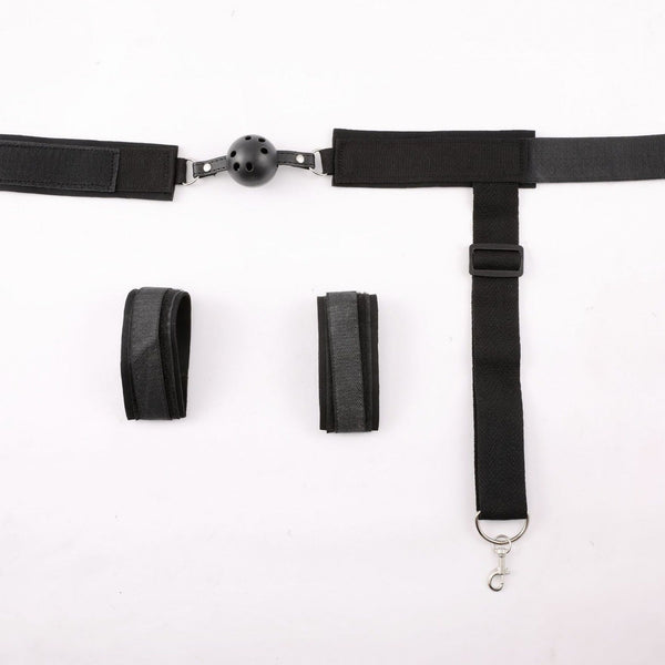 Silent Devotion Neck & Wrist Restraint - Sinderella