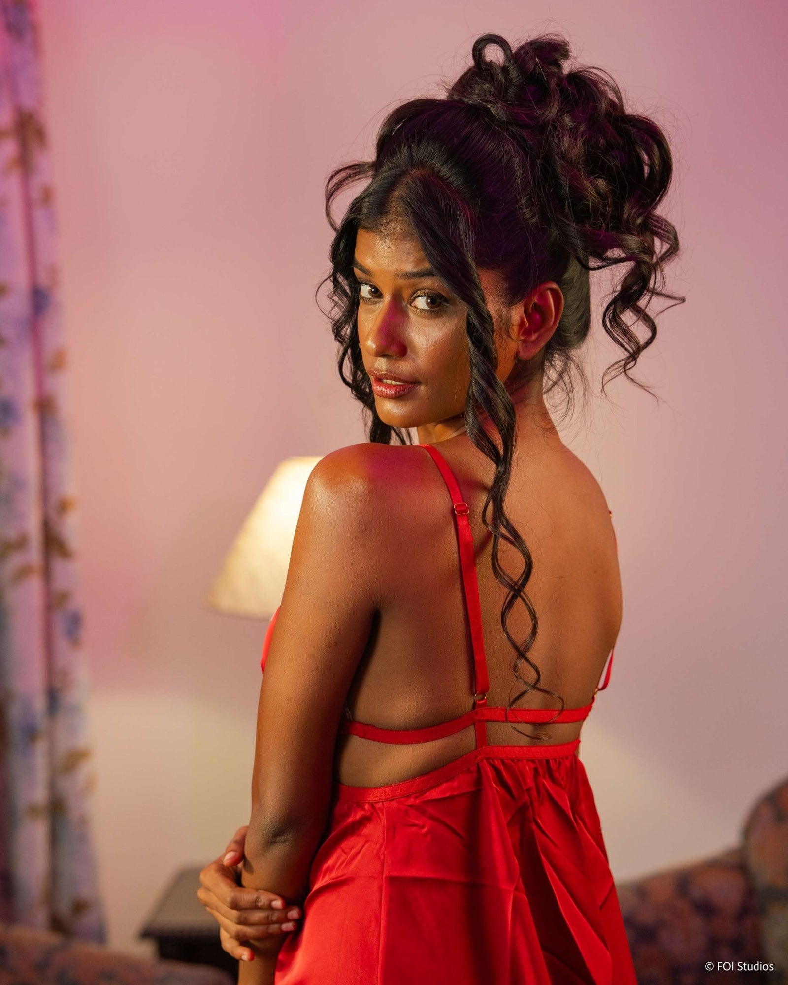 Make Tonight Feel Irresistibly Special – 2 Piece Set with Panty