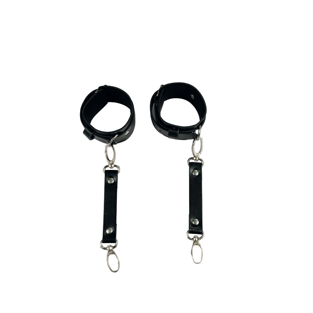 Zibba Leather Handcuff Roleplay - Sinderella