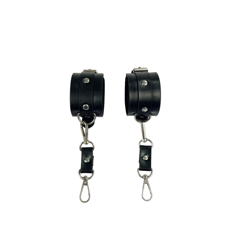 Zibba Leather Handcuff Roleplay - Sinderella