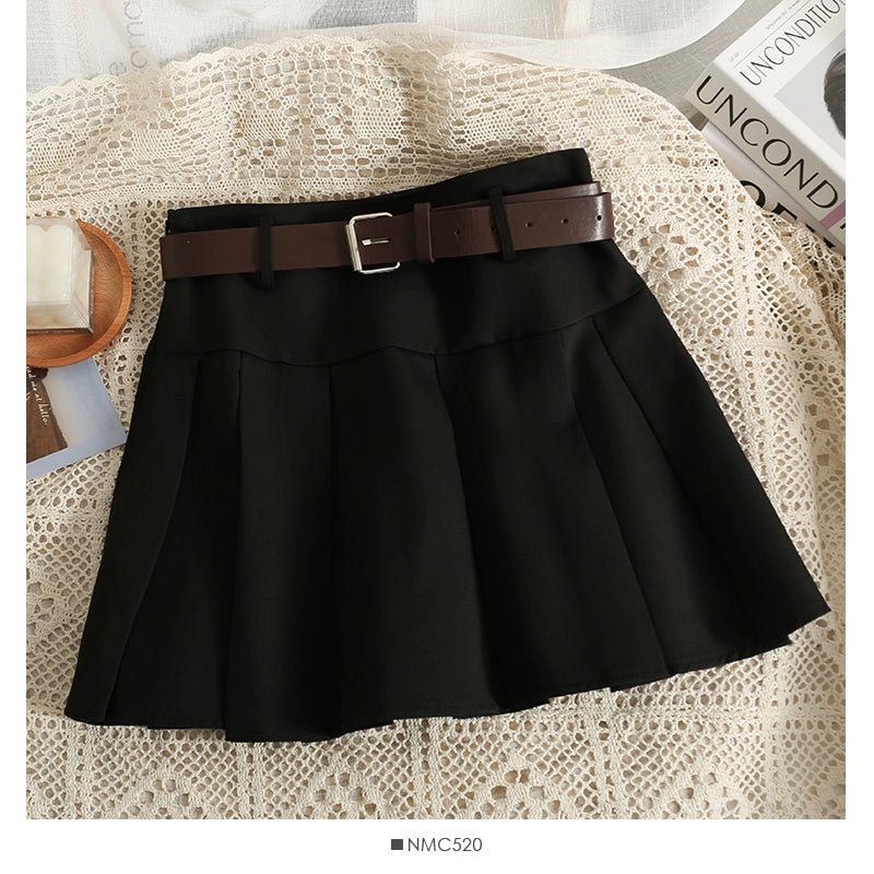 Shiloh Short Pleated Skirt - Sinderella